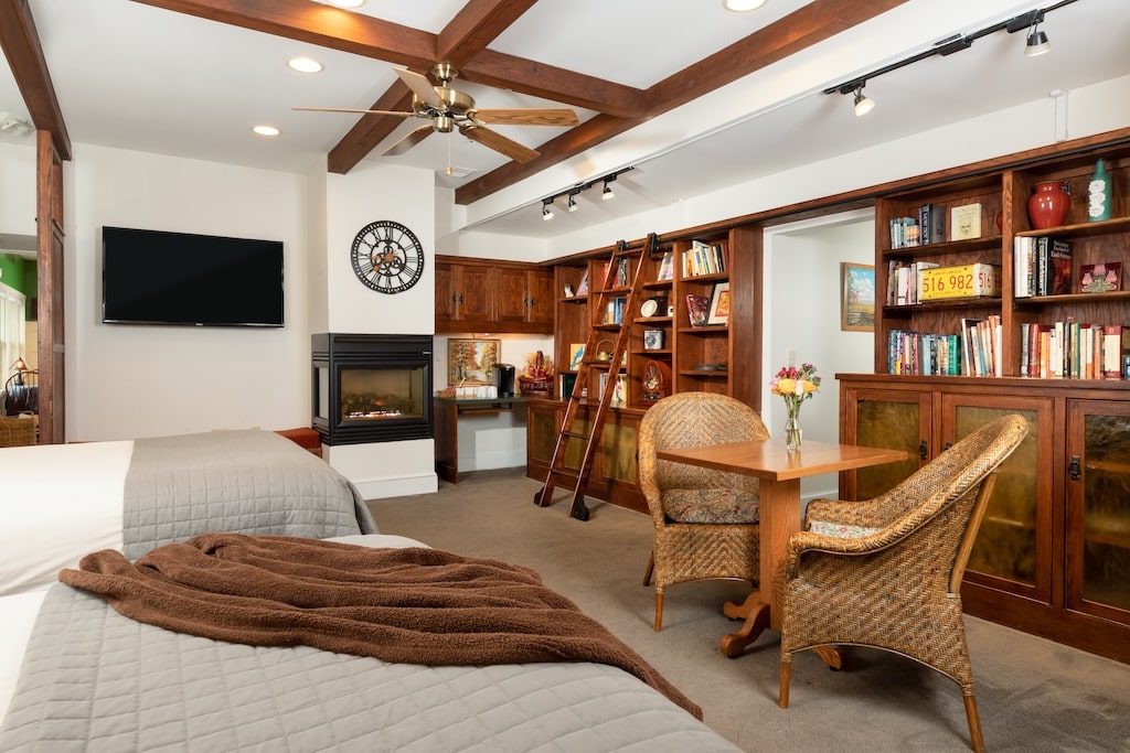 Things to Do in McHenry, MD, photo of our Deep Creek Lake Hotel